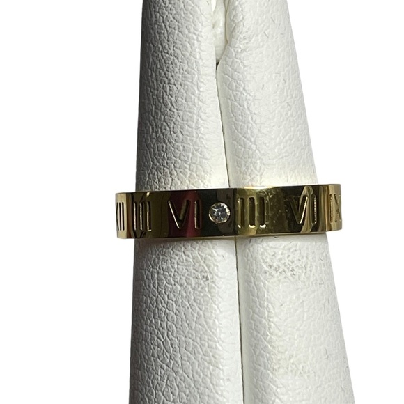 Roman Numeral ring NWOT 4.75 - Picture 3 of 5